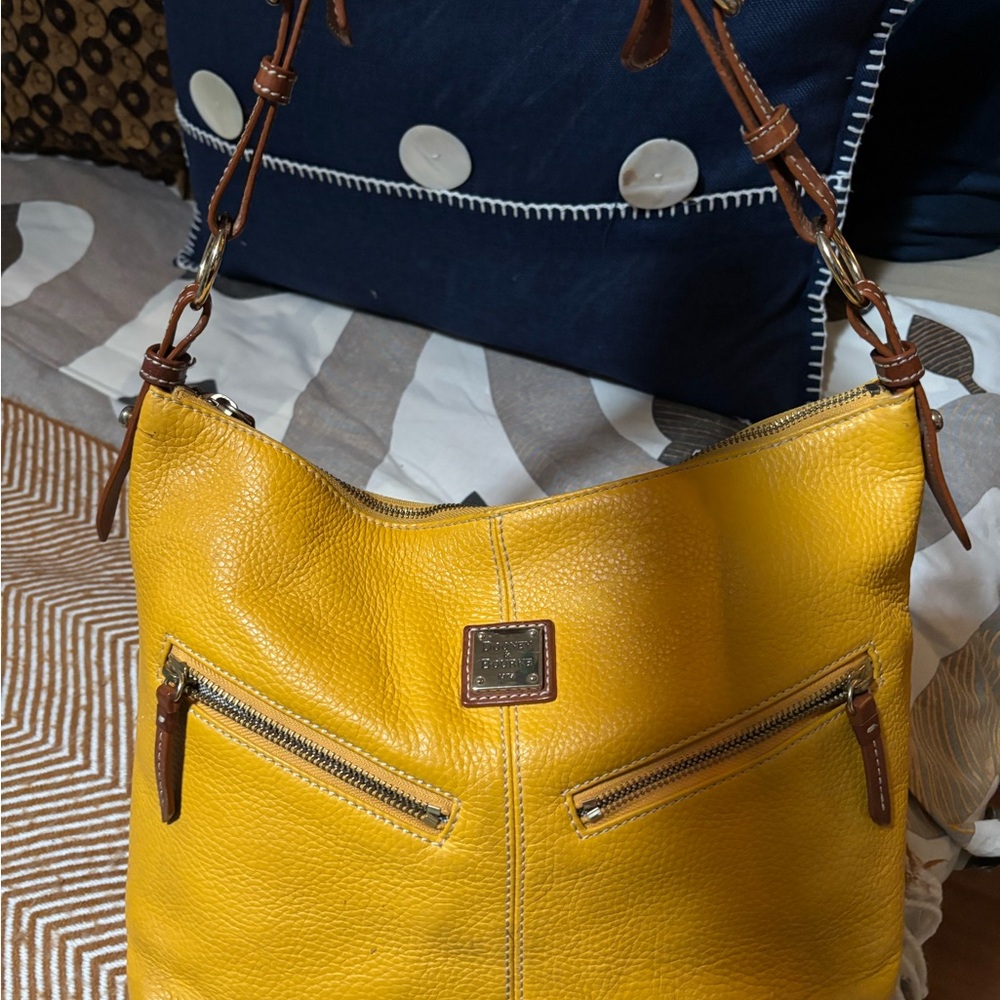 Dooney & Bourke Yellow Shoulder Bag - Picture 6 of 12